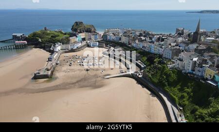 Tenby Seaside ville dans Pembrokeshire, pays de Galles, image aérienne Banque D'Images