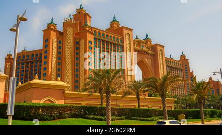 Atlantis The Palm, Dubai est un hôtel de luxe situé au sommet du Palm Jumeirah dans les Émirats arabes Unis. Banque D'Images