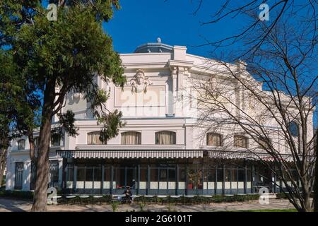 France, Paris, les jardins des champs Elysées, le café du théâtre Marigny Banque D'Images