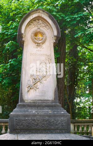 France, Paris, jardin d'agronomie tropicale au Bois de Vincennes accueille les vestiges de l'exposition coloniale de 1907, le Monument aux chrétiens indochinois morts pour la France Banque D'Images