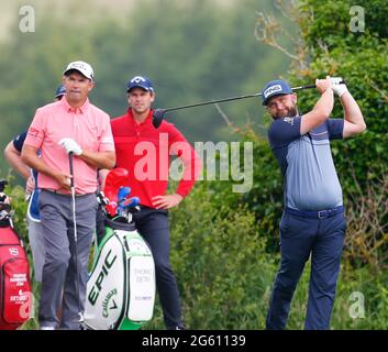 1er juillet 2021 ; Mount Juliet Golf Club, Kilkenny, Irlande ; Dubai Duty Free Irish Open Golf, premier jour ; Andy Sullivan est sur le 16h trou crédit : action plus Sports Images/Alay Live News Banque D'Images