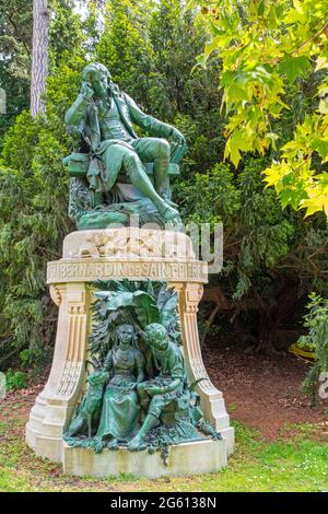 France, Paris, jardin des plantes, statue de Bernardin de Saint Pierre Banque D'Images