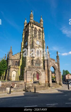 St Mary's Church Stockport, Grand Manchester, Angleterre. La plus ancienne église de Stockport située près de la place historique du marché. Banque D'Images