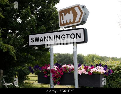 Swannington, Leicestershire, Royaume-Uni. 1er juillet 2021. Des panneaux d'information touristique indiquent la direction de l'Incline Swannington. Swannington est une ancienne mine Banque D'Images