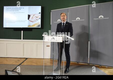 Copenhague /Danemark/ 27.août 2019/le ministre danois des Finances, M. Nocolai Wammen, tient une conférence de presse pour les médias nationaux au ministère des Finances de Banque D'Images