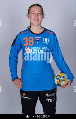 PAPENDAL, PAYS-BAS - JUIN 25: Yara Ten Holte des pays-Bas pendant le handball néerlandais les femmes photoshoot avant les Jeux Olympiques 2021 au Sportcenter Papendal le 25 juin 2021 à Papendal, pays-Bas (photo de Henk Seppen/Orange Pictures) Banque D'Images