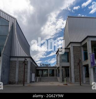 Aalborg, Danemark - 7 juin 2021 : vue détaillée du bâtiment Utzon Centre situé sur le front de mer du Limfjord Banque D'Images