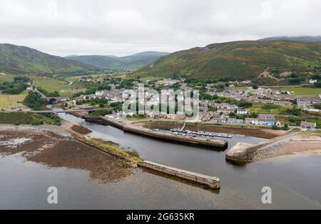 Vue aérienne du village de Helmsdale, Sutherland, Écosse. Banque D'Images