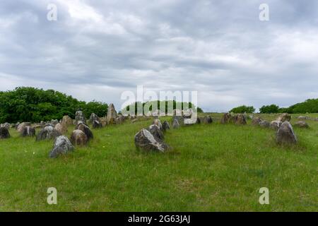 Vue sur le terrain du site funéraire Viking de Lindholm Hills, dans le nord du Danemark Banque D'Images