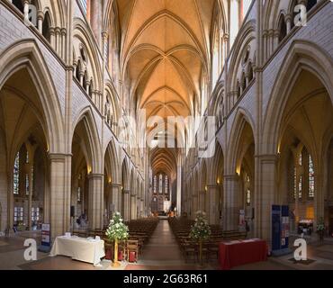 Intérieur panoramique de la cathédrale de Truro Banque D'Images