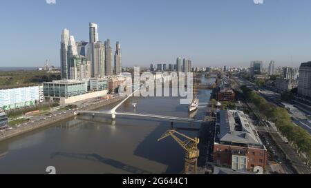 Vue aérienne de Puerto Madero à Buenos Aires - Argentine. Banque D'Images