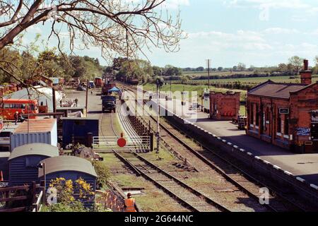 Loughborough, Royaume-Uni - 29 mai 2021 : les bâtiments de la gare et la cour de chemin de fer de la gare de Quorn et Woodhouse. Banque D'Images