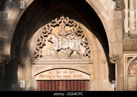 Détail de l'entrée du cloître de la cathédrale Saint-Martin à Utrecht, pays-Bas Banque D'Images