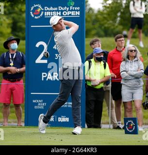 2 juillet 2021 ; Mount Juliet Golf Club, Kilkenny, Irlande ; Dubai Duty Free Irish Open Golf, 2e jour ; Martin Kaymer d'Allemagne débarque sur le 2e trou crédit : action plus Sports Images/Alay Live News Banque D'Images