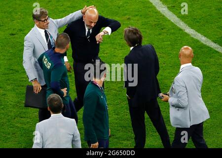 Munich, Allemagne. 02 juillet 2021. Gianluca Vialli réagit à la fin du match de football européen 2020 de l'UEFA en 8 entre la Belgique et l'Italie dans l'arène de football de Munich (Allemagne), le 2 juillet 2021. Photo Matteo Ciambelli/Insidefoto Credit: Insidefoto srl/Alay Live News Banque D'Images