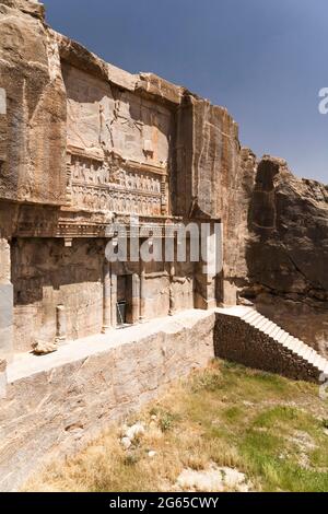 Persepolis, tombeau royal d'Artaxerxes iii, tombeau de roche sur la face, capitale de l'empire d'Achaemenid, province de Fars, Iran, Perse, Asie occidentale, Asie Banque D'Images