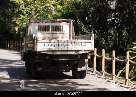 Bavaro, République dominicaine - 15 janvier 2020 : vue arrière du camion moyen Daihatsu Delta Banque D'Images