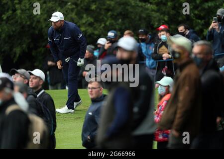 Shane Lowry sur le 3e tee pendant le troisième jour de l'Open d'Irlande duty Free de Dubaï au parcours de golf Mount Juliet Estate, Thomastown, Co Kilkenny. Date de la photo: Samedi 3 juillet 2021. Banque D'Images