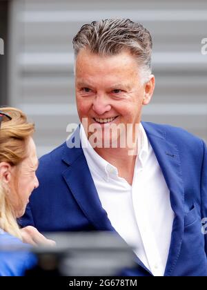 ZEIST, PAYS-BAS - JUILLET 3 : Louis van Gaal pendant la session de formation des femmes de l'équipe nationale néerlandaise de football au campus de KNVB le 3 juillet 2021 à Zeist, pays-Bas (photo de Broer van den Boom/Orange Pictures) Banque D'Images