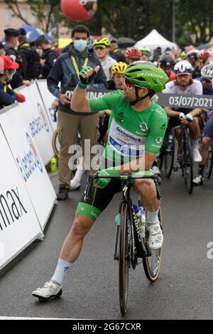 Oyonnax, France. 03 juillet 2021. Mark Cavendish au début de la 8e étape du Tour de France à Oyonnax, France. Julian Elliott News Photographie crédit: Julian Elliott/Alay Live News Banque D'Images