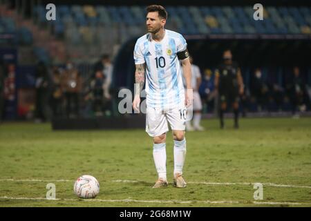 Goiania, Brésil. 04e juillet 2021. Lionel Messi de l'Argentine pendant le Copa America 2021, quart de finale du match de football entre l'Argentine et l'Équateur le 4 juillet 2021 au stade olympique Pedro Ludovico Teixeira à Goiania, Brésil - photo Laurent Lairys/DPPI crédit: Agence de photo indépendante/Alamy Live News Banque D'Images