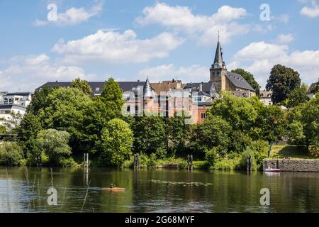 Vue sur le centre historique avec l'église Marktkirche, Kettwig, Essen, région de la Ruhr, Rhénanie-du-Nord-Westphalie, Allemagne Banque D'Images