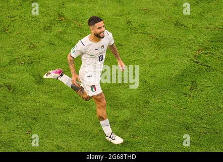 Lorenzo Insigne, ITA 10 célèbre son but, heureux, rire, célébration, 0-2 dans le quart de finale match BELGIQUE - ITALIE 1-2 aux Championnats d'Europe de football UEFA 2020 en saison 2020/2021 le 02 juillet 2021 à Munich, Allemagne. © Peter Schatz / Alamy Live News Banque D'Images