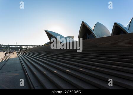 Sydney, Australie. 04e juillet 2021. Sydney, Australie. Dimanche 4 juillet 2021.Opera House pas vide en raison de la deuxième semaine de confinement à la suite de la variante Delta à Sydney. Crédit : Paul Lovelace/Alamy Live News Banque D'Images