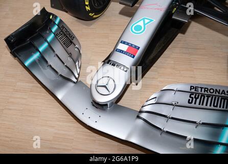 Mergedes GP openwheeler voiture F1 du musée Mercedes conduit de Nico Rosberg et Lewis Hamilton Banque D'Images