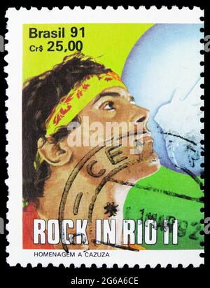 MOSCOU, RUSSIE - 18 AVRIL 2020 : le timbre-poste imprimé au Brésil montre Cazuza, Festival du rock de la série Rio, vers 1991 Banque D'Images