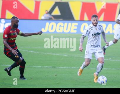 Recife, Brésil. 04e juillet 2021. Deyverson, pendant le Sport et Palmeiras, tenu ce dimanche (04), dans un match valable pour le 9ème tour du Championnat brésilien 2021, un match tenu au stade Ilha do Retiro, à Recife, Pernambuco, Brésil. Crédit: Tiago Caldas/FotoArena/Alay Live News Banque D'Images