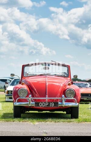 1967 VW Beetle convertible au Bicester Heritage Centre sunday Scramble Event. Bicester, Oxfordshire, Angleterre Banque D'Images