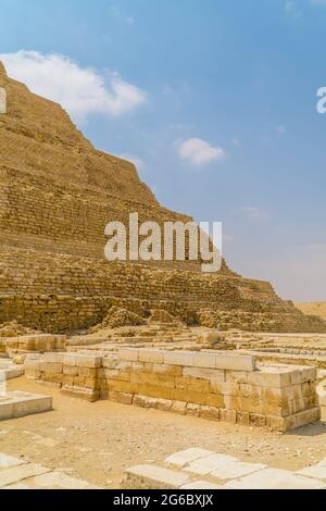 La Pyramide de Djoser à Saqqara, la plus ancienne pyramide d'Égypte Banque D'Images