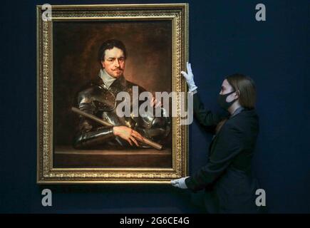 Londres Royaume-Uni 05 juillet 2021 (Embargoed untill10.30 ) Christies Classic week œuvres d'art de l'Antiquité au XXe siècle.Sir Anthony Van Dyck Portrait opf Thomas Wentworth, 1er comte de Strafford.est 3.000.000- 5.000.000 Paul Quezada-Neiman/Alamy Live News Banque D'Images