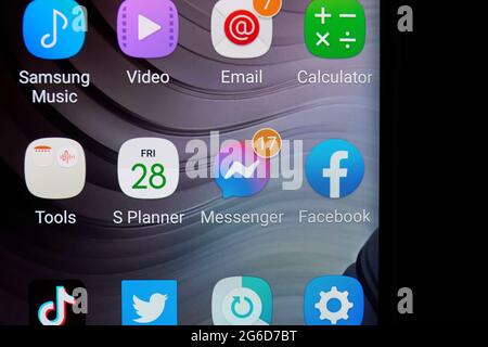 Notifications de messages non lus sur Facebook Messenger Banque D'Images