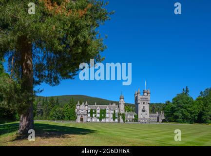 Château de Balmoral, nr Crathie, Royal Deeside, Aberdeenshire, Écosse, ROYAUME-UNI Banque D'Images