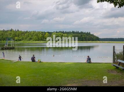 lido au Schaalsee à Klein Zecher, Parc naturel des lacs de Lauenburg, Allemagne, Mecklembourg-Poméranie occidentale, Seedorf, Klein Zecher Banque D'Images