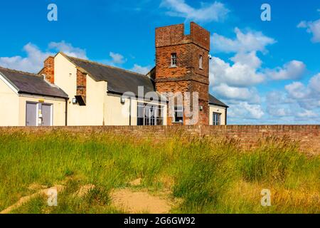 La station Old Coastguard à la réserve naturelle nationale de Gibraltar point près de Skegnness Lincolnshire England UK Banque D'Images