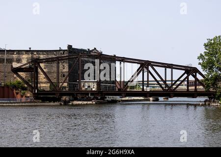 Pont pivotant pour piétons Banque D'Images