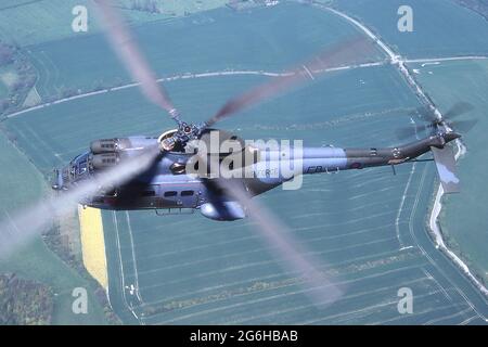 L'HÉLICOPTÈRE PUMA CÉLÈBRE 50 ANS DE SERVICE AU SEIN DE LA ROYAL AIR FORCE. Banque D'Images