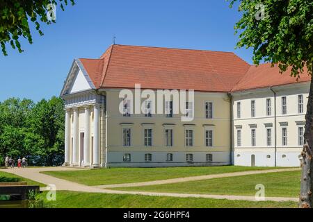 Kammeroper, Musikakademie, Kavalierhaus, Schloß, Rheinsberg, Landkreis Ostprignitz-Ruppin, Brandebourg, Allemagne Banque D'Images