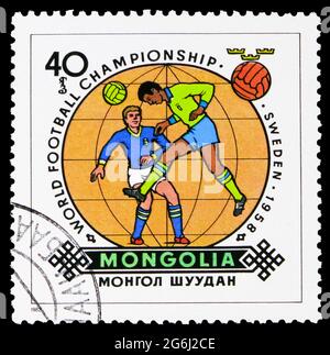 MOSCOU, RUSSIE - 21 MARS 2020 : timbre-poste imprimé en Mongolie montre la Suède, 1958, série de football de la coupe du monde, vers 1982 Banque D'Images