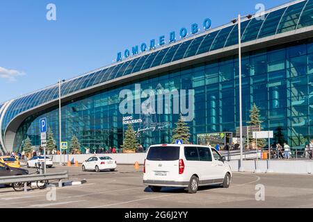 Extérieur de l'aéroport international Domodedovo à Moscou, Russie Banque D'Images