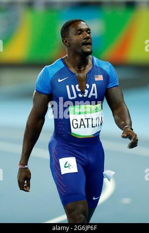 Justin Gatlin sprinter aux Jeux Olympiques de Rio 2016. L'athlète de l'équipe américaine remporte la médaille d'argent 100m sprint course, piste et terrain Banque D'Images