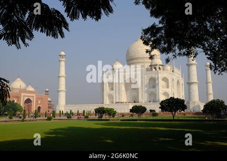 Inde Agra - Taj Mahal et mosquée Taj Mahal vue panoramique Banque D'Images