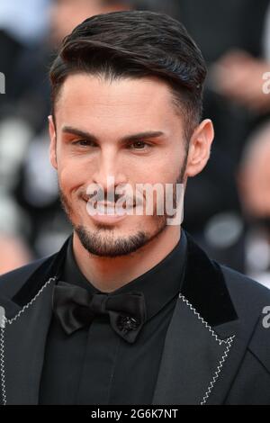 Cannes, France. 06 juillet 2021, Baptiste Giabici lors de la cérémonie d'ouverture du 74e Festival de Cannes le 6 juillet 2021 à Cannes. Photo de Julien Reynaud/APS-Medias/ABACAPRESS.COM Banque D'Images