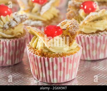 Gâteaux de fée. Gâteau traditionnel de style britannique. UK Food Banque D'Images