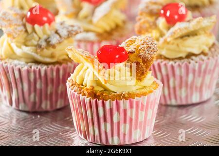 Gâteaux de fée. Gâteau traditionnel de style britannique. UK Food Banque D'Images