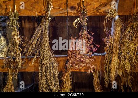 Détails à l'intérieur de l'Écomusée de Çò de Joanchiquet, à Vilamòs (Vallée de l'Aran, Catalogne, Espagne, Pyrénées) ESP: Detales del Ecomuseo Çò de Joanchiquet Banque D'Images