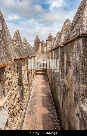 Couloir dans le château de San Marcos (Castillo de San Marcos) est une forteresse qui a été construite sur les fondations d'une mosquée construite autour de 1264. C'était de la commande Banque D'Images